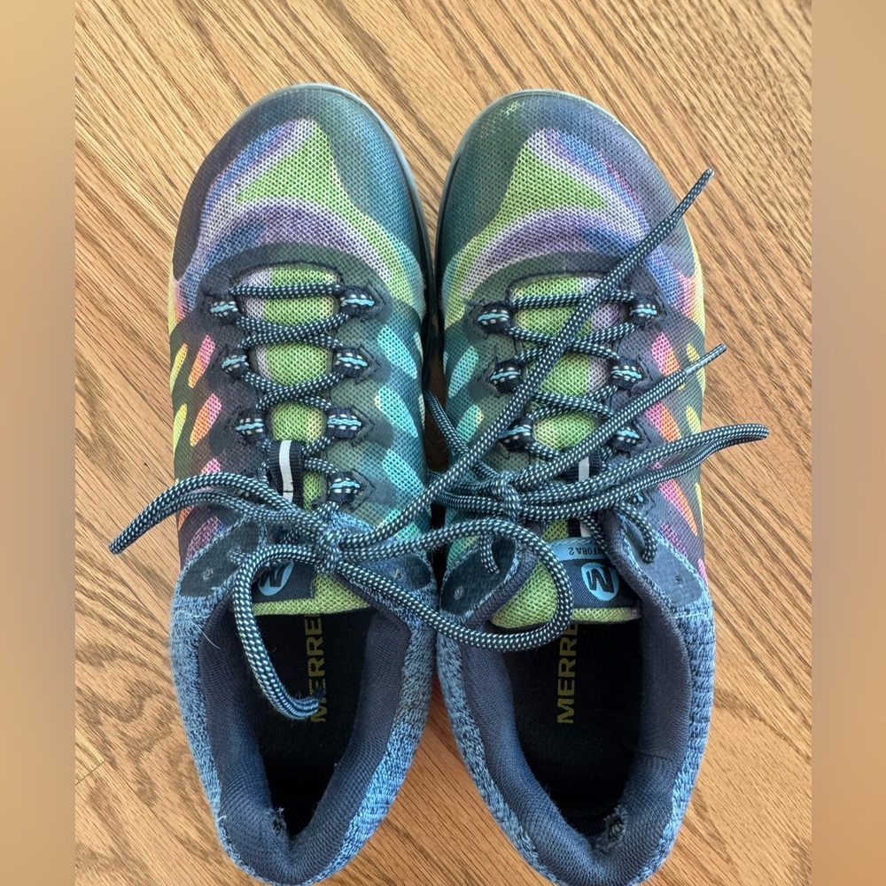 Preloved Women Antora 2 Rainbow size 6.5